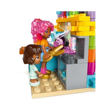 LEGO 42649 Friends Sklep z cukierkami w Heartlake – zdjęcie