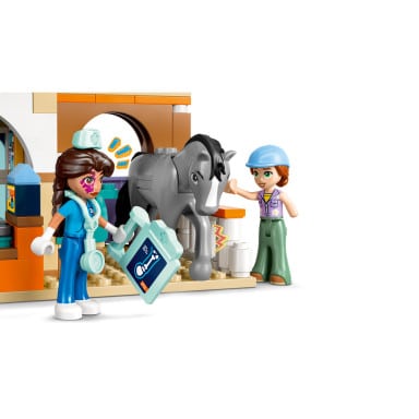 LEGO 42651 Friends Koń i lecznica dla zwierząt – zdjęcie