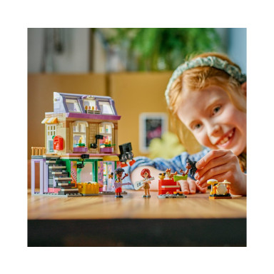 LEGO 42653 Friends Sklep muzyczny i mieszkanie – zdjęcie