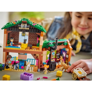 LEGO 42654 Friends Ranczo kucyków i stajnia – zdjęcie