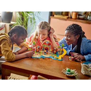 LEGO 42673 Friends Rodzinne wakacje na plaży – zdjęcie