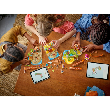 LEGO 42673 Friends Rodzinne wakacje na plaży – zdjęcie
