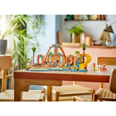LEGO 42673 Friends Rodzinne wakacje na plaży – zdjęcie