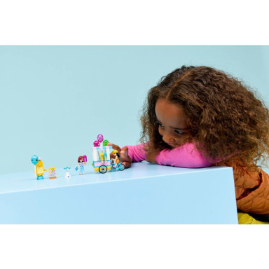 LEGO 42692 Friends Stoisko z lodami i balonami – zdjęcie
