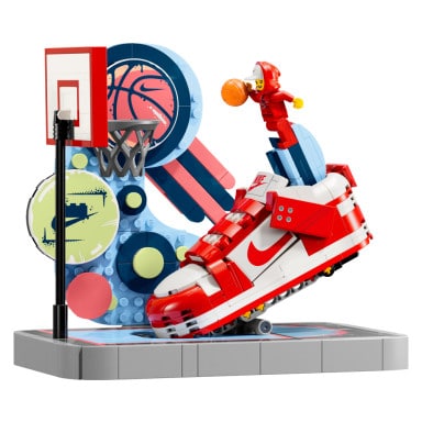 LEGO 43021 Nike Dunk Trickshot – zdjęcie
