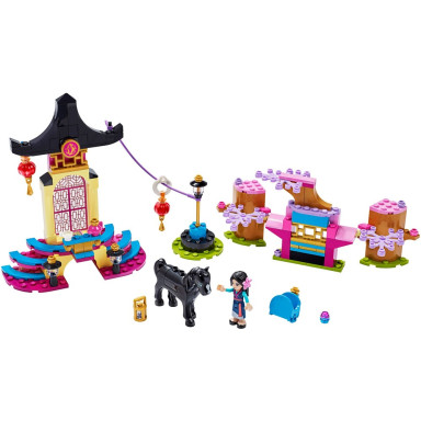 LEGO 43182 Disney Teren szkolenia Mulan – zdjęcie