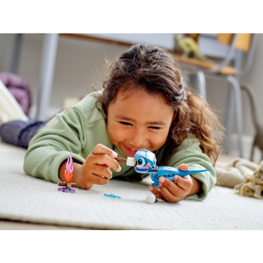 LEGO 43186 Disney Salamandra Bruni do zbudowania – zdjęcie