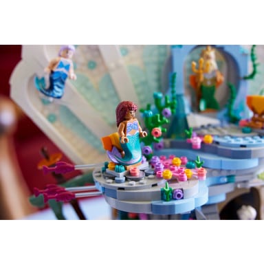 LEGO 43225 Disney Królewska muszla Małej Syrenki – zdjęcie