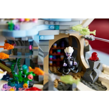 LEGO 43225 Disney Królewska muszla Małej Syrenki – zdjęcie