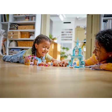 LEGO 43238 Disney Lodowy zamek Elzy – zdjęcie