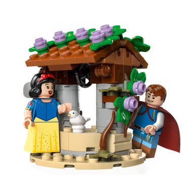 LEGO 43242 Disney Chatka Królewny Śnieżki i siedmiu krasnoludków – zdjęcie