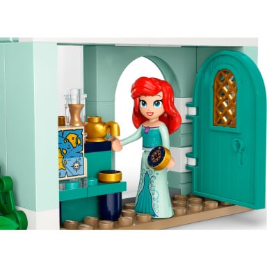 LEGO 43246 Disney Przygoda księżniczki Disneya na targu – zdjęcie