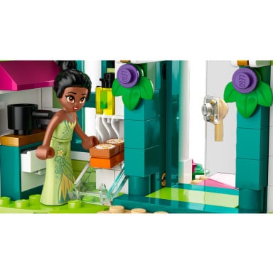 LEGO 43246 Disney Przygoda księżniczki Disneya na targu – zdjęcie