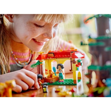 LEGO 43251 Disney Rezerwat zwierząt Antonia – zdjęcie