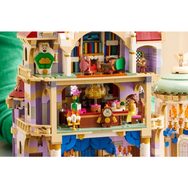LEGO 43263 Disney Zamek z Pięknej i Bestii – zdjęcie