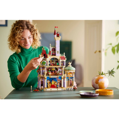 LEGO 43263 Disney Zamek z Pięknej i Bestii – zdjęcie