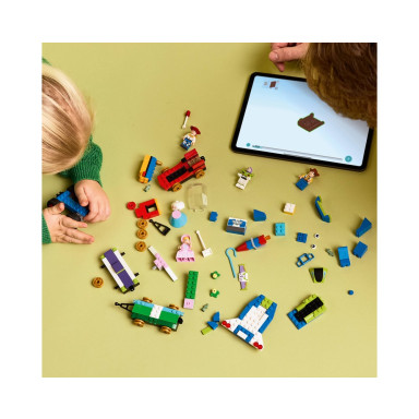 LEGO 43264 Disney Toy Story — Okolicznościowy pociąg i Pan Sterowany – zdjęcie