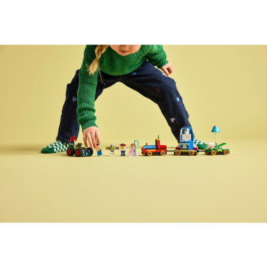 LEGO 43264 Disney Toy Story — Okolicznościowy pociąg i Pan Sterowany – zdjęcie