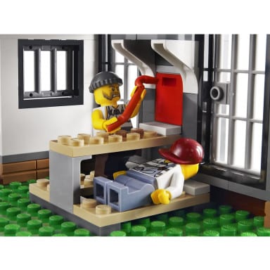 LEGO 4440 City Leśny posterunek policji – zdjęcie