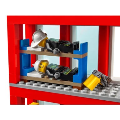 LEGO 60110 City Remiza strażacka – zdjęcie