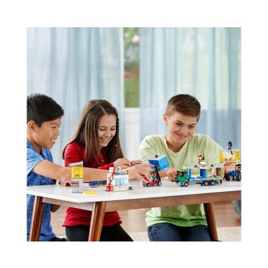LEGO 60169 City Terminal towarowy – zdjęcie