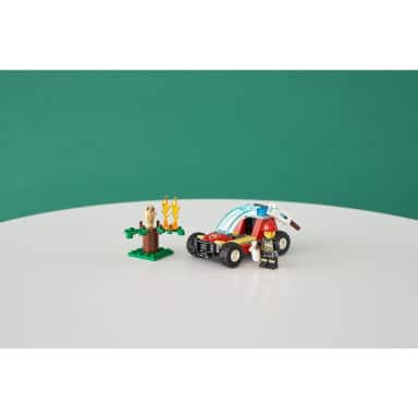 LEGO 60247 City Pożar lasu – zdjęcie