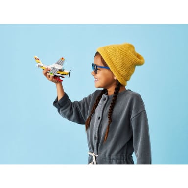 LEGO 60250 City Samolot pocztowy – zdjęcie
