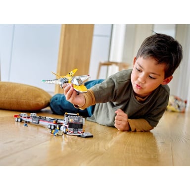 LEGO 60289 City Transporter odrzutowca pokazowego – zdjęcie