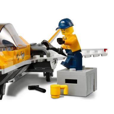 LEGO 60289 City Transporter odrzutowca pokazowego – zdjęcie