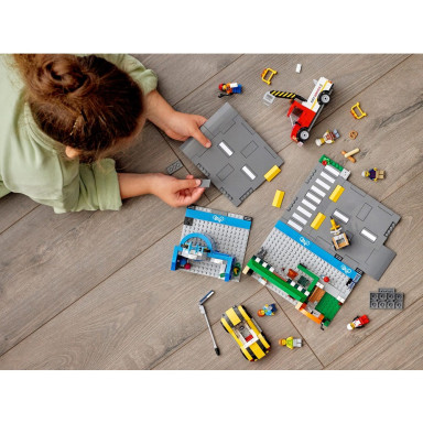 LEGO 60306 City Ulica handlowa – zdjęcie