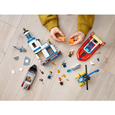 LEGO 60308 City Akcja nadmorskiej policji i strażaków – zdjęcie