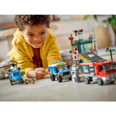 LEGO 60317 City Napad na bank – zdjęcie