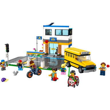 LEGO 60329 City Dzień w szkole – zdjęcie