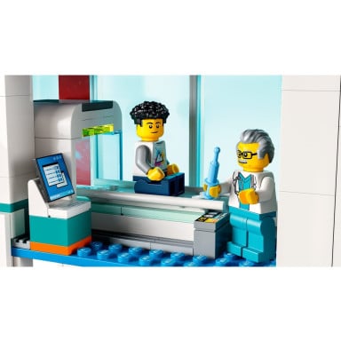 LEGO 60330 City Szpital – zdjęcie
