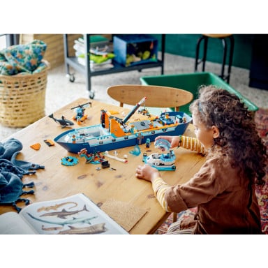 LEGO 60368 City Łódź badacza Arktyki – zdjęcie