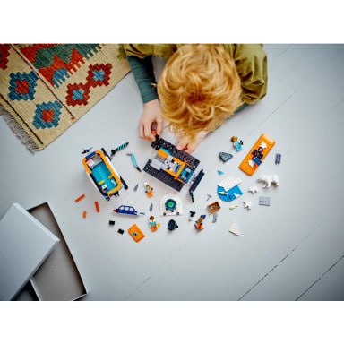 LEGO 60378 City Ciężarówka i laboratorium badawcze – zdjęcie