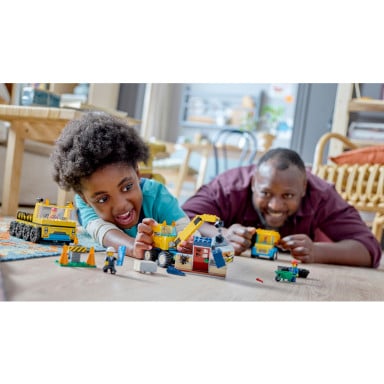 LEGO 60391 City Ciężarówki i dźwig z kulą wyburzeniową – zdjęcie