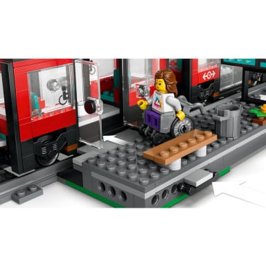 LEGO 60423 City Tramwaj miejski ze stacją – zdjęcie