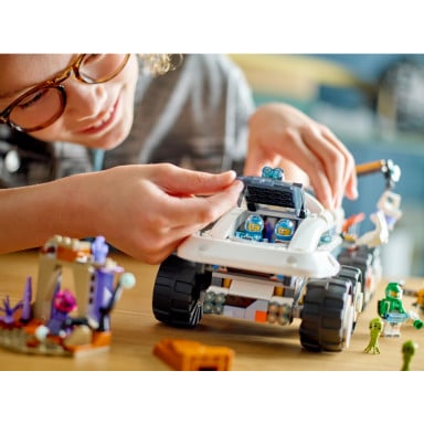 LEGO 60432 City Wóz dowodzenia z żurawiem ładunkowym – zdjęcie