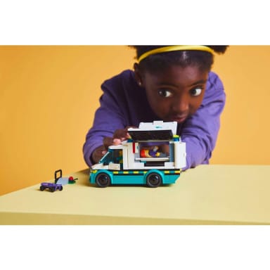 LEGO 60451 City Karetka pogotowia – zdjęcie