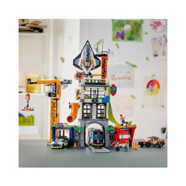 LEGO 60473 City Wieża City – zdjęcie