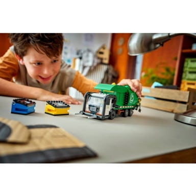LEGO 60495 City Ciężarówka recyklingowa – zdjęcie
