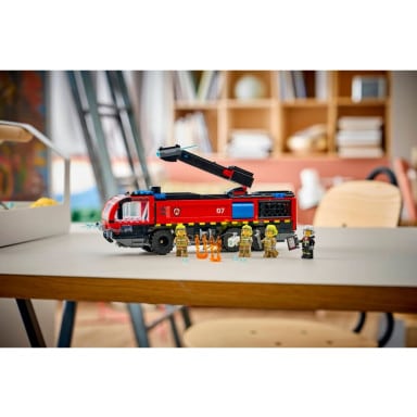 LEGO 60499 City Lotniskowy wóz strażacki – zdjęcie