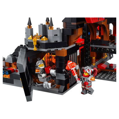 LEGO 70323 Nexo Knights Wulkaniczna kryjówka Jestro – zdjęcie