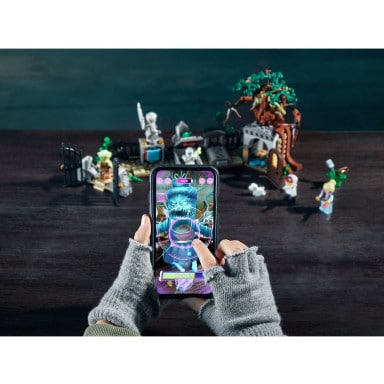 LEGO 70420 Hidden Side Tajemnicze cmentarzysko – zdjęcie