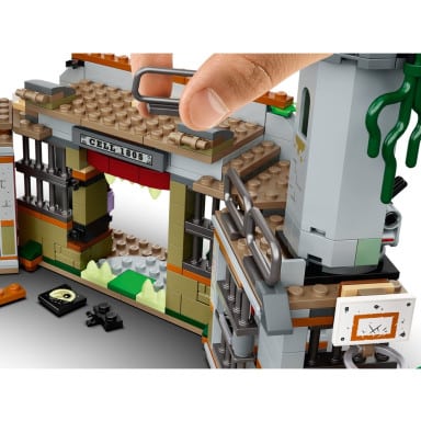 LEGO 70435 Hidden Side Opuszczone więzienie w Newbury – zdjęcie