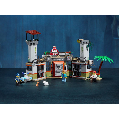 LEGO 70435 Hidden Side Opuszczone więzienie w Newbury – zdjęcie