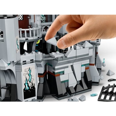 LEGO 70437 Hidden Side Tajemniczy zamek – zdjęcie