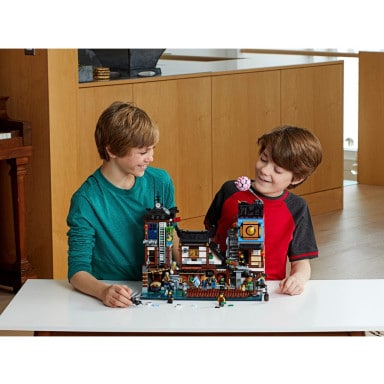 LEGO 70657 Ninjago Movie Doki w Mieście NINJAGO – zdjęcie