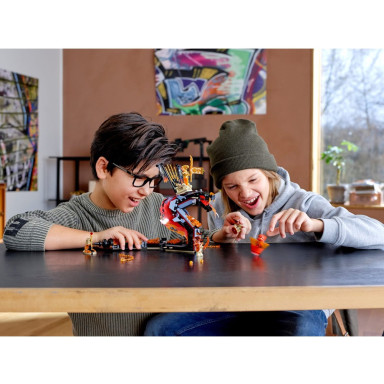 LEGO 70674 NINJAGO Ognisty kieł – zdjęcie